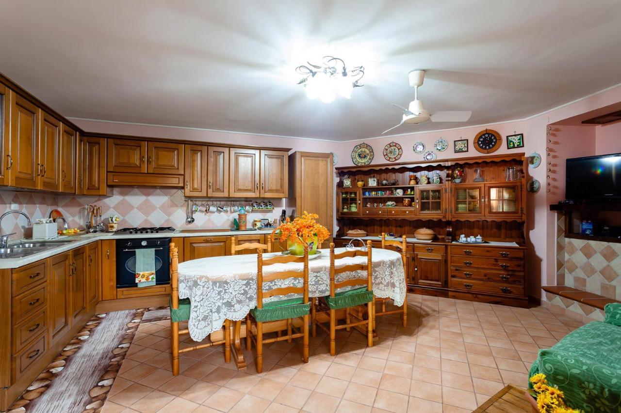 Вилла Casa Nicolo Масса-Лубренсе Экстерьер фото